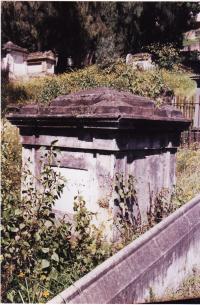 Gravestone of Robert Herries Young