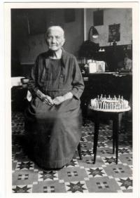 Charlotte Campion 1847-1938
