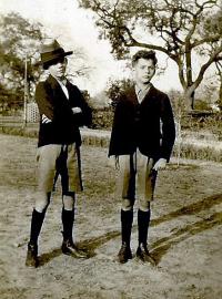 Dukie & Howard Alley in India in 1935